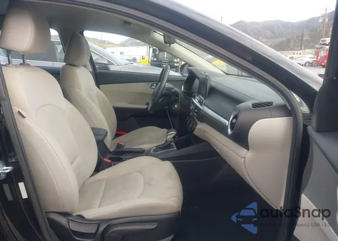 2022 Kia Forte Lxs из США, поврежденный, VIN 3KPF24AD3NE415986